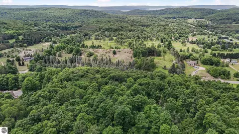 V/l S Coleman Road, Maple City, MI 49664