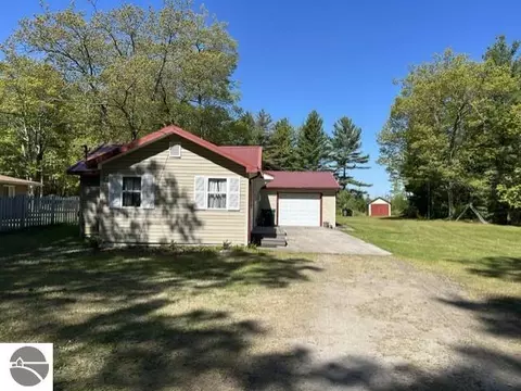 22 S Baldwin Resort Rd, East Tawas, MI 48730