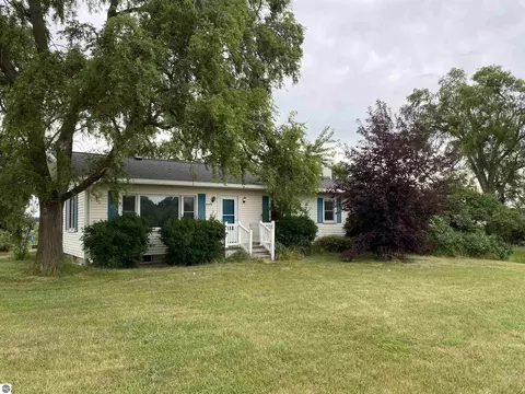 Exterior - 7075 E M 72, Williamsburg, MI 49690 photo 1 of 4