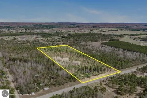 V/l Johnson Road, Mancelona, MI 49659