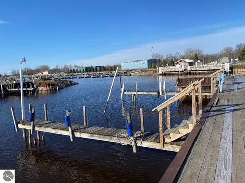 3676 E Michigan Ave, Au Gres, MI 48703 photo 4