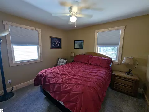 Bedroom - 4275 E Michigan Ave, Au Gres, MI 48703 photo 7 of 8