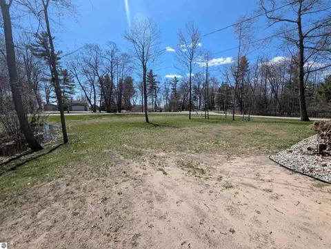 Exterior - 4275 E Michigan Ave, Au Gres, MI 48703 photo 22 of 23