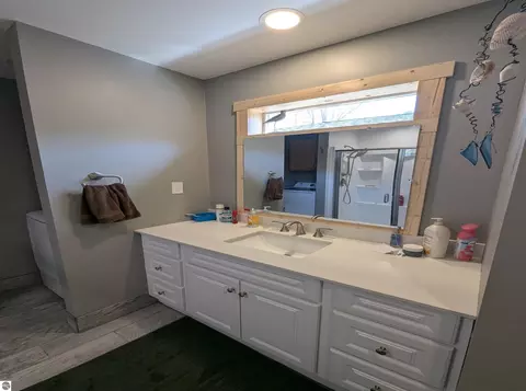 Bath - 4275 E Michigan Ave, Au Gres, MI 48703 photo 2 of 6