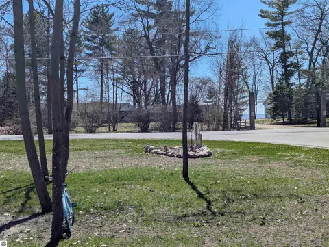 Exterior - 4275 E Michigan Ave, Au Gres, MI 48703 photo 14 of 23