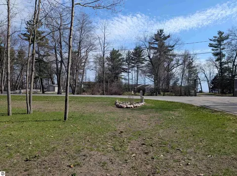 Exterior - 4275 E Michigan Ave, Au Gres, MI 48703 photo 13 of 23