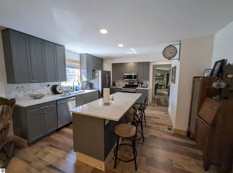 Kitchen - 4275 E Michigan Ave, Au Gres, MI 48703 photo 4 of 6