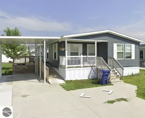 2278 Friendship Dr, Traverse City, MI 49686