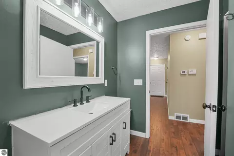 Entry Way - 11337 Riley Rd, Interlochen, MI 49643 photo 1 of 1
