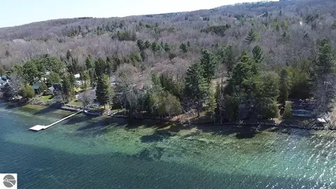 0 Willow St, Central Lake, MI 49622