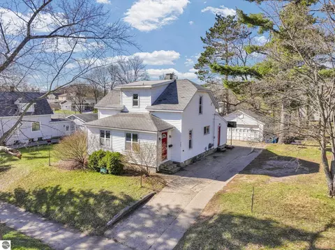 709 Stimson St, Cadillac, MI 49601