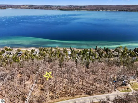 V/l Ferry Road, East Jordan, MI 49727