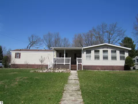 2143 Ruth St, East Tawas, MI 48730