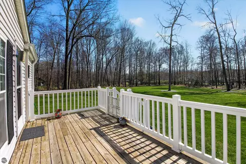 Exterior - 4537 N Caris Rd, Edmore, MI 48829 photo 8 of 17
