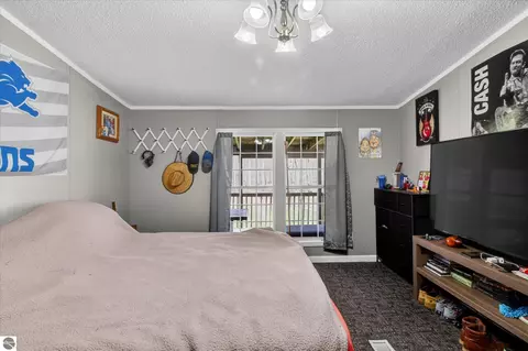 Bedroom - 4537 N Caris Rd, Edmore, MI 48829 photo 1 of 4