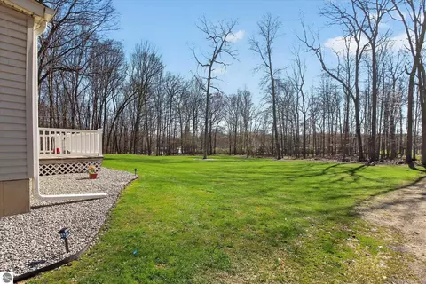 Exterior - 4537 N Caris Rd, Edmore, MI 48829 photo 15 of 17