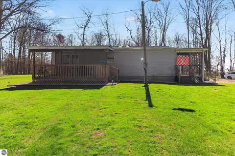 Exterior - 4537 N Caris Rd, Edmore, MI 48829 photo 13 of 17