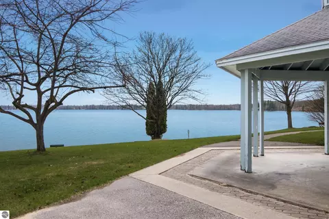 7625 Anthony St, Fife Lake, MI 49633
