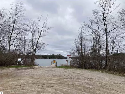 Exterior - 5240 Sumac Trl, Lupton, MI 48635 photo 7 of 10