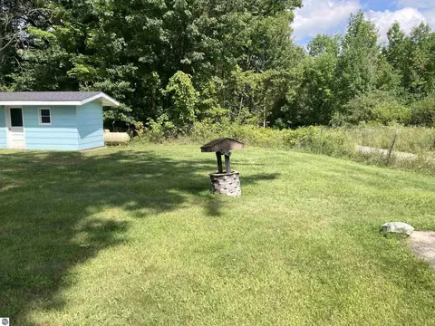 Exterior - 5240 Sumac Trl, Lupton, MI 48635 photo 5 of 10