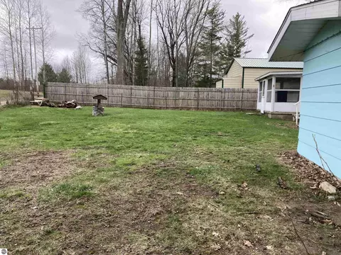 Exterior - 5240 Sumac Trl, Lupton, MI 48635 photo 3 of 10