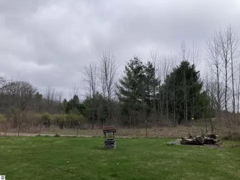 Exterior - 5240 Sumac Trl, Lupton, MI 48635 photo 6 of 10
