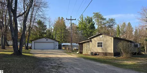 Exterior - 2894 White Pine Dr, Grayling, MI 49738 photo 5 of 11