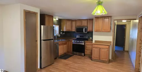 Kitchen - 2894 White Pine Dr, Grayling, MI 49738 photo 2 of 2