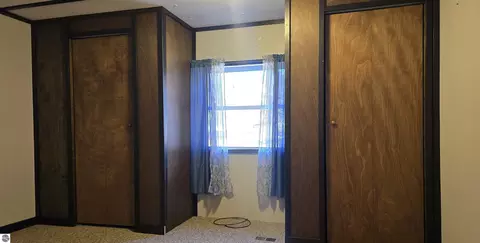 Bedroom - 2894 White Pine Dr, Grayling, MI 49738 photo 4 of 4