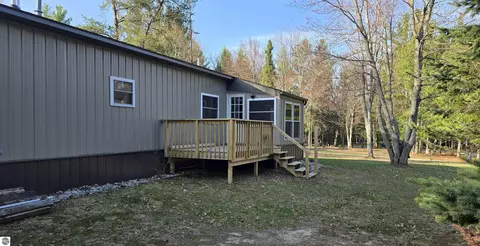 Exterior - 2894 White Pine Dr, Grayling, MI 49738 photo 2 of 11