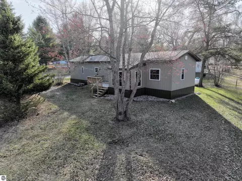 Exterior - 2894 White Pine Dr, Grayling, MI 49738 photo 9 of 11