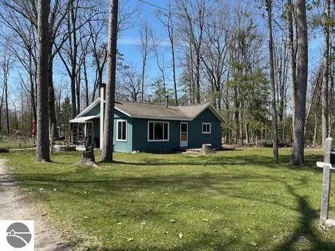 4355 Owl Rd, Lincoln, MI 48742