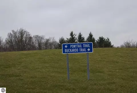 ***** Buckaroo Trail, Petoskey, MI 49770