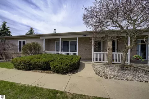 2985 Emerald Isle, Traverse City, MI 49684