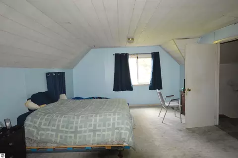 Bedroom - 6830 Youker Rd, Grawn, MI 49637 photo 2 of 3