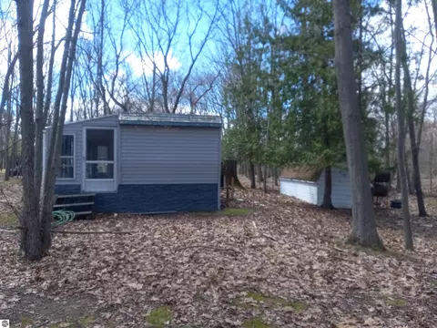 Exterior - 4273 W Taral Terrace Dr, Au Gres, MI 48703 photo 3 of 4