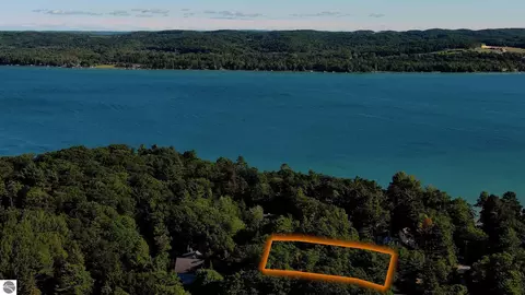 lot12 E Juniper Trl, Leland, MI 49654