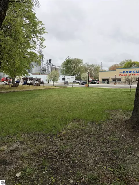 Other - 323 W Wright Ave, Shepherd, MI 48883 photo 4 of 5