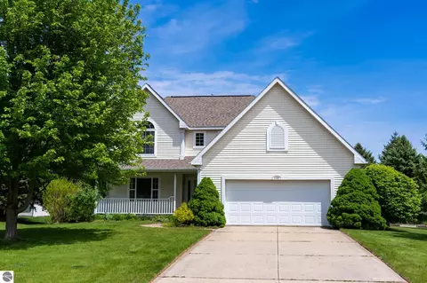 1151 Meadow Dr, Mount Pleasant, MI 48858