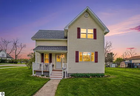 Exterior - 232 S Gwinner St, Ithaca, MI 48847 photo 2 of 2