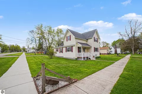 Exterior - 232 S Gwinner St, Ithaca, MI 48847 photo 1 of 2