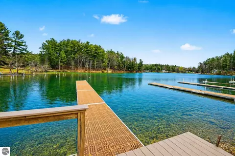 2268 Pinehurst Trl, Traverse City, MI 49696
