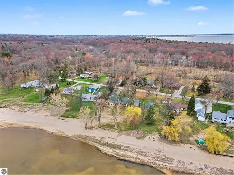 View/Area - 3044 S Point Augres Rd, Au Gres, MI 48703 photo 2 of 7