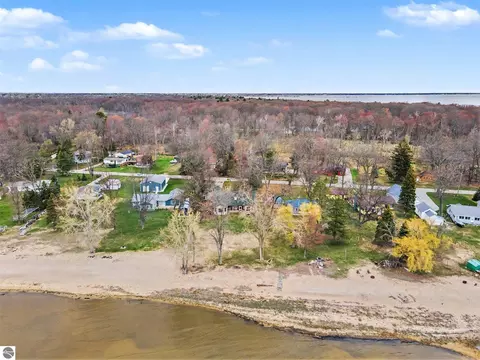 View/Area - 3044 S Point Augres Rd, Au Gres, MI 48703 photo 4 of 7