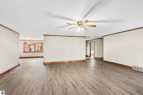 Living - 3044 S Point Augres Rd, Au Gres, MI 48703 photo 2 of 5