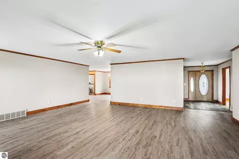 Living - 3044 S Point Augres Rd, Au Gres, MI 48703 photo 1 of 5