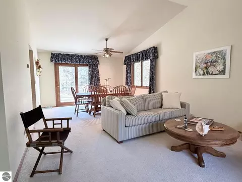 Living - 108 Carpenter Blvd, Roscommon, MI 48653 photo 2 of 4