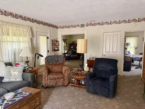 Living - 2298 W Hayes Rd, Ithaca, MI 48847 photo 2 of 3