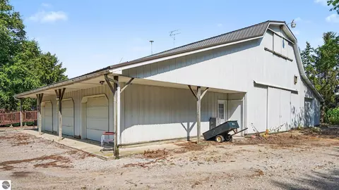 Other - 2298 W Hayes Rd, Ithaca, MI 48847 photo 3 of 24