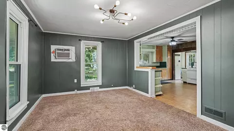 Living - 2298 W Hayes Rd, Ithaca, MI 48847 photo 5 of 5